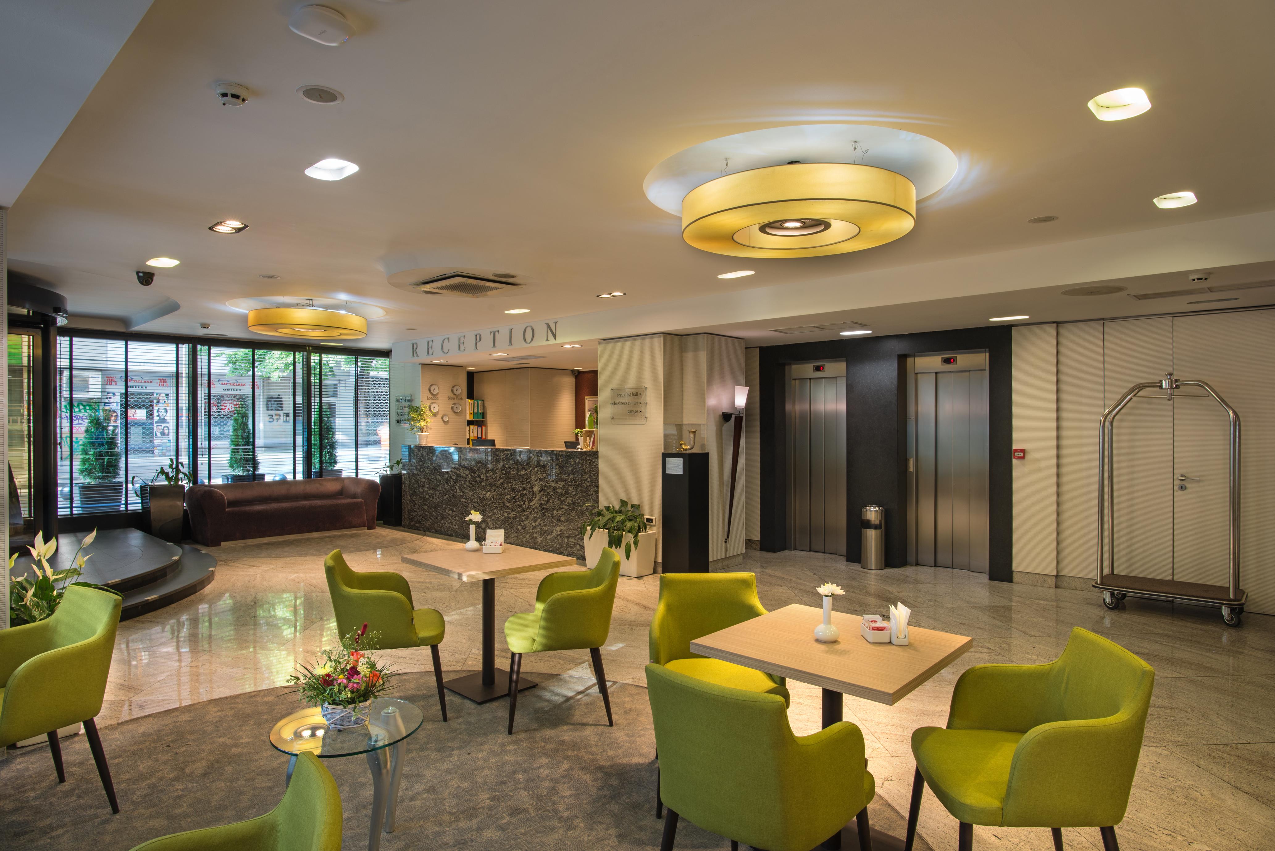 Rosslyn Thracia Hotel Sofia Exterior photo
