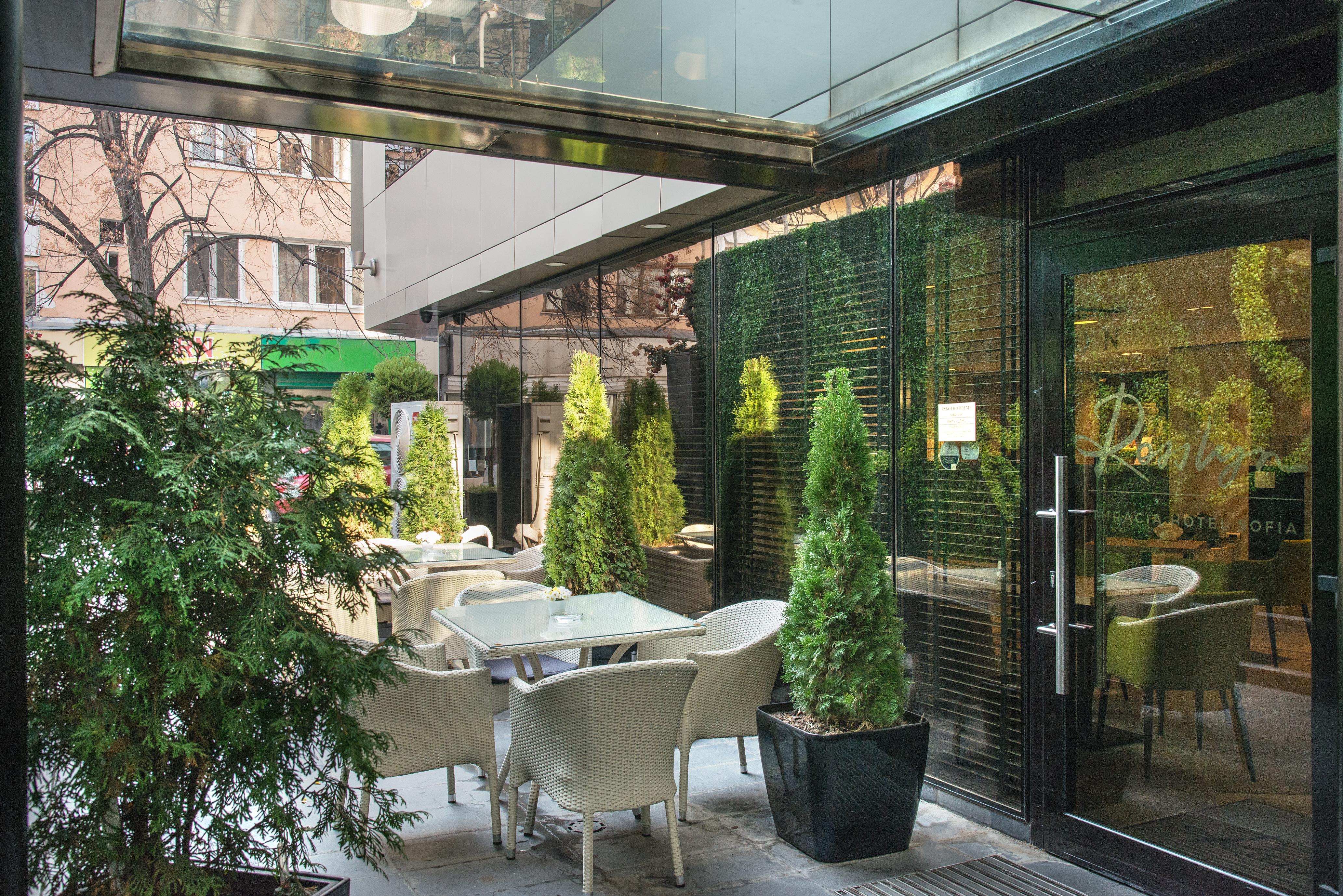 Rosslyn Thracia Hotel Sofia Exterior photo