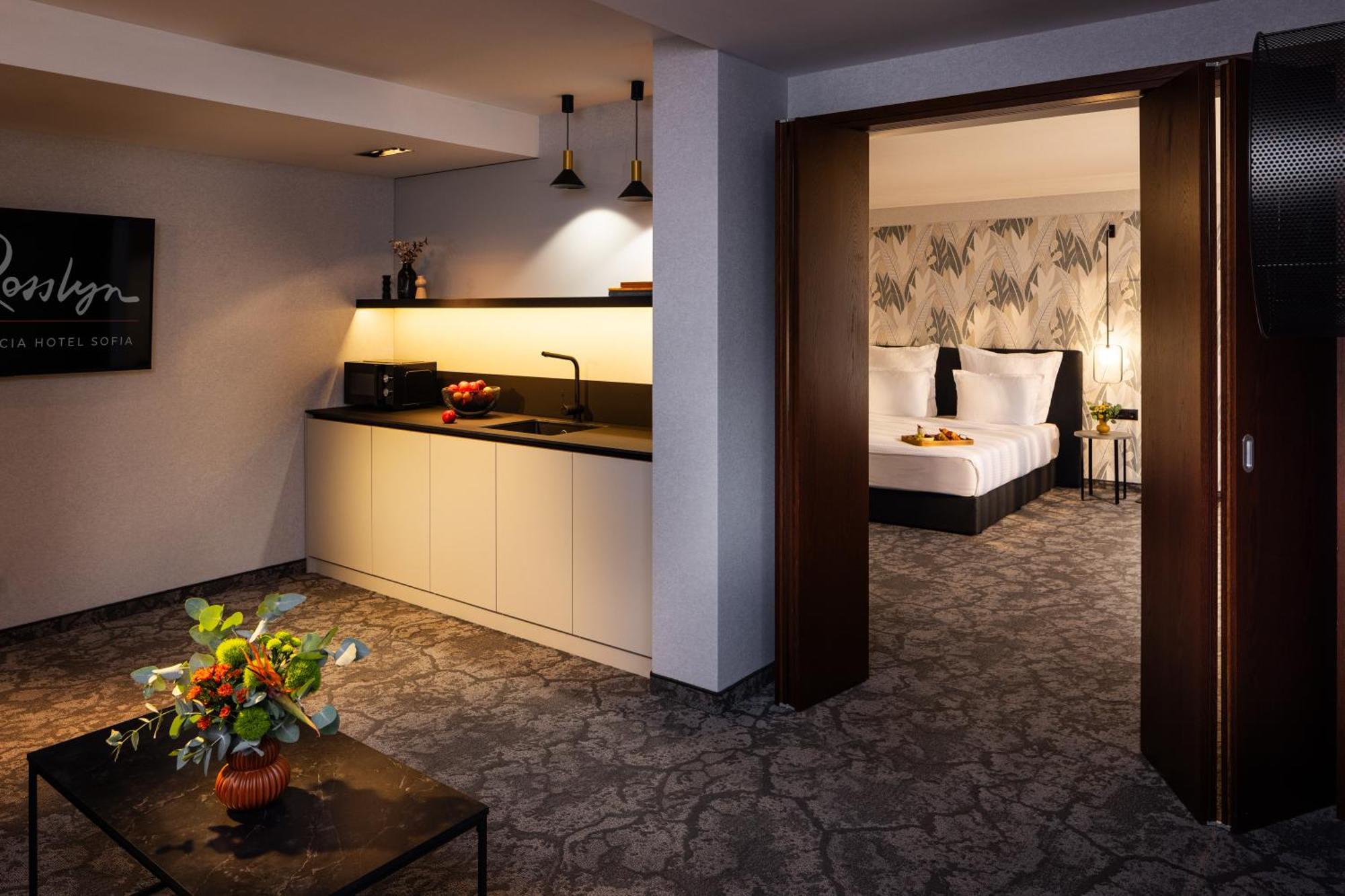 Rosslyn Thracia Hotel Sofia Exterior photo